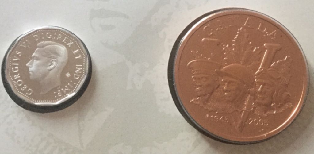 Silver Shamrock Round