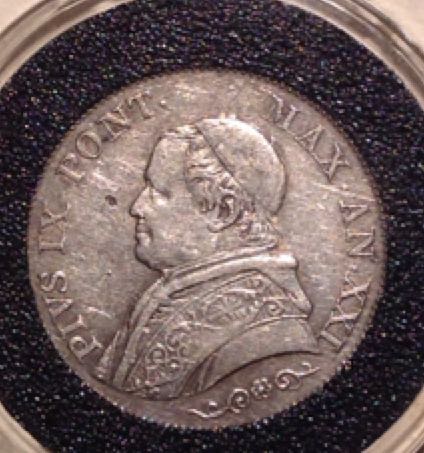 Silver Shamrock Round