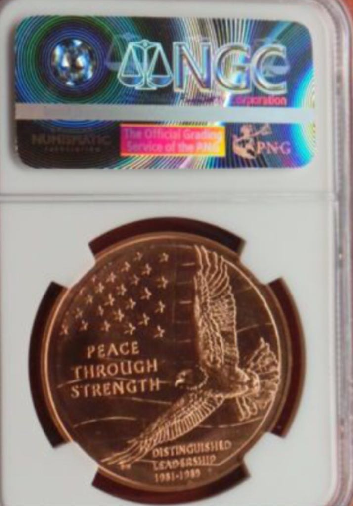 Bronze Medal Ronald And Nancy Reagan   coin collectible - Main Image 2