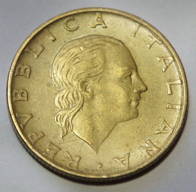 Italy 200 Lire  coin collectible - Main Image 2