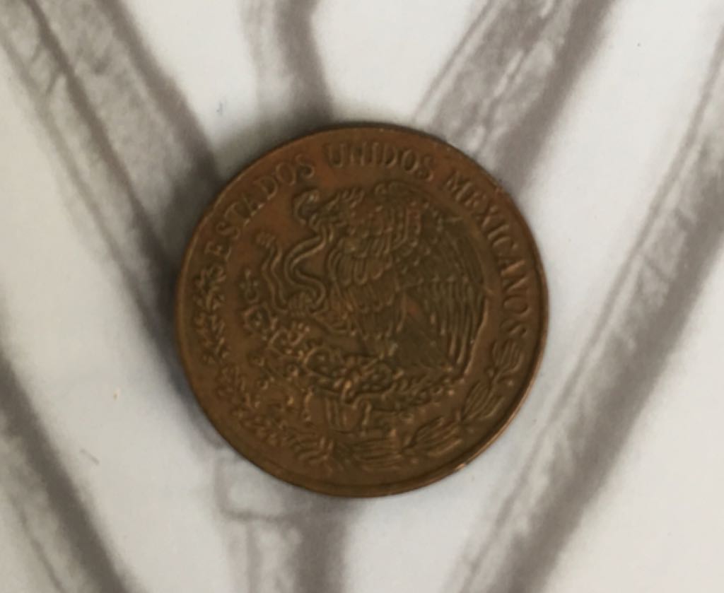 .05 Centavos ( Cuadro 1972)  coin collectible - Main Image 2