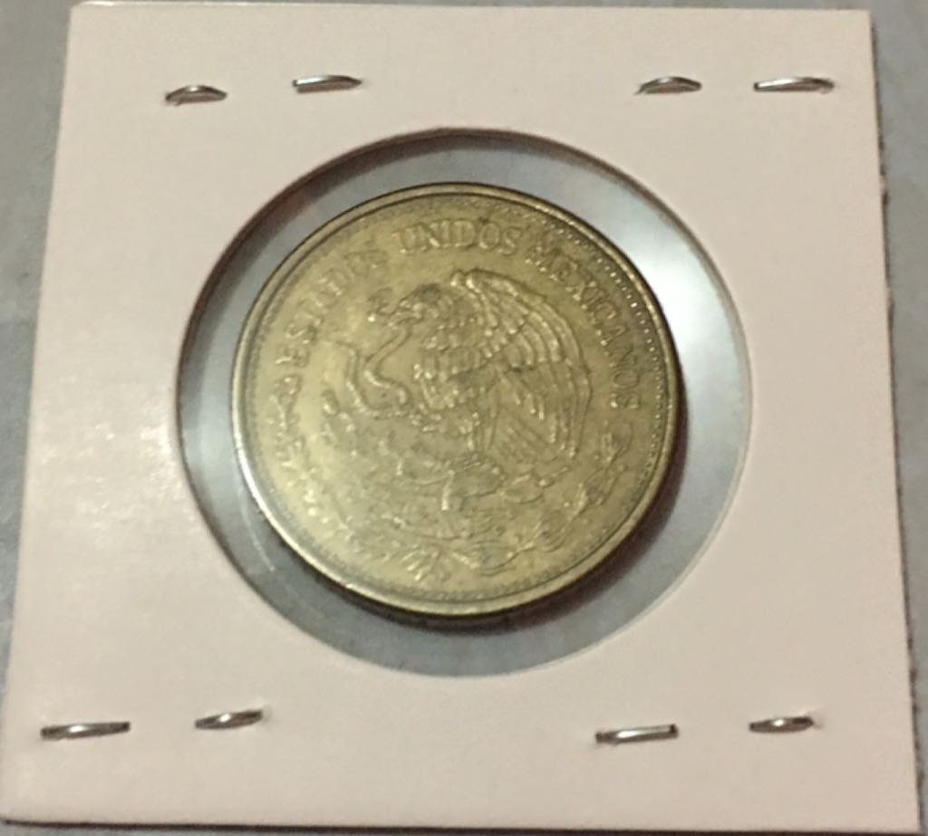 100 Pesos  coin collectible - Main Image 2