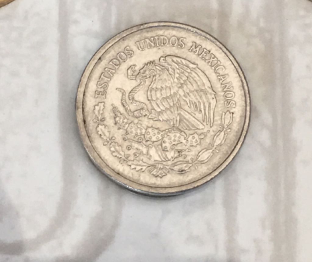 .5 Centavos coin collectible - Main Image 2