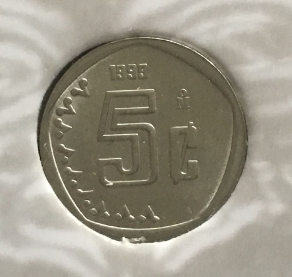 .5 Centavos  coin collectible - Main Image 1