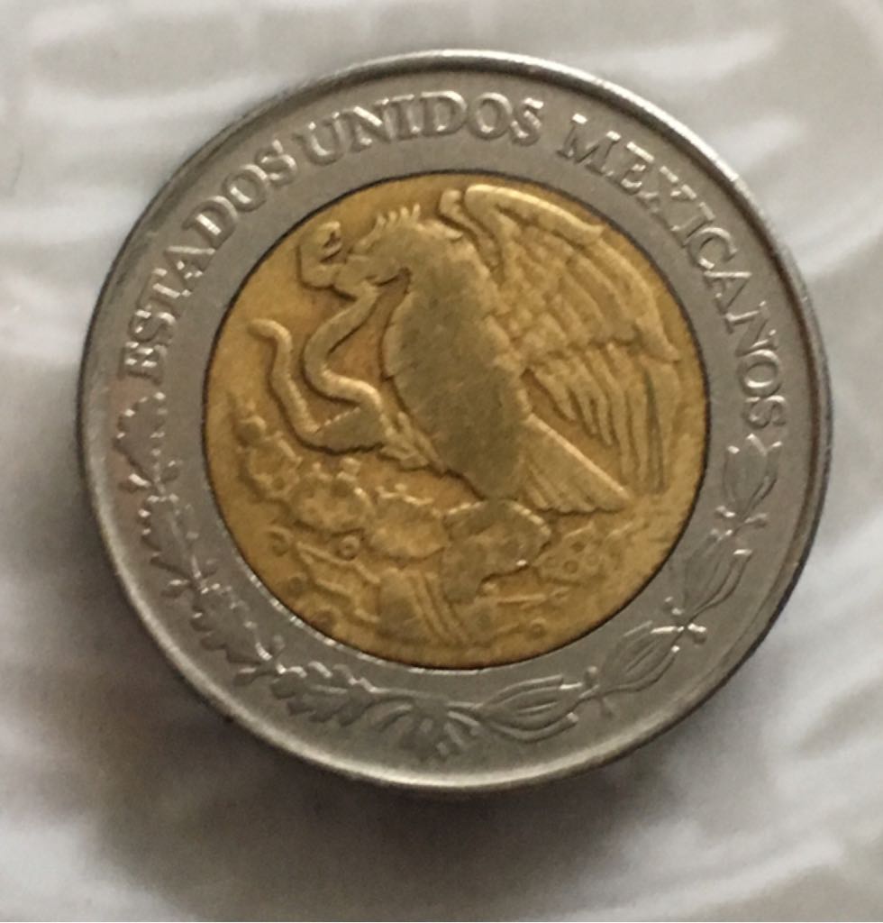 2 Pesos  coin collectible - Main Image 2