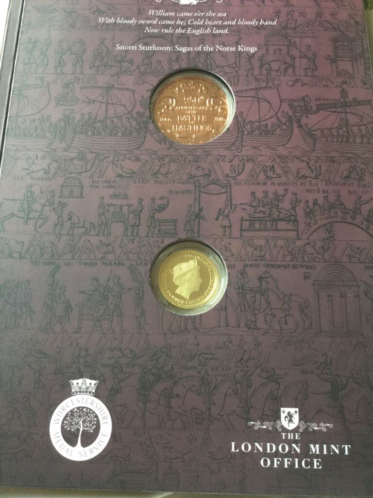 Elizabeth II: Battle Of Hastings Coin Set  coin collectible - Main Image 2