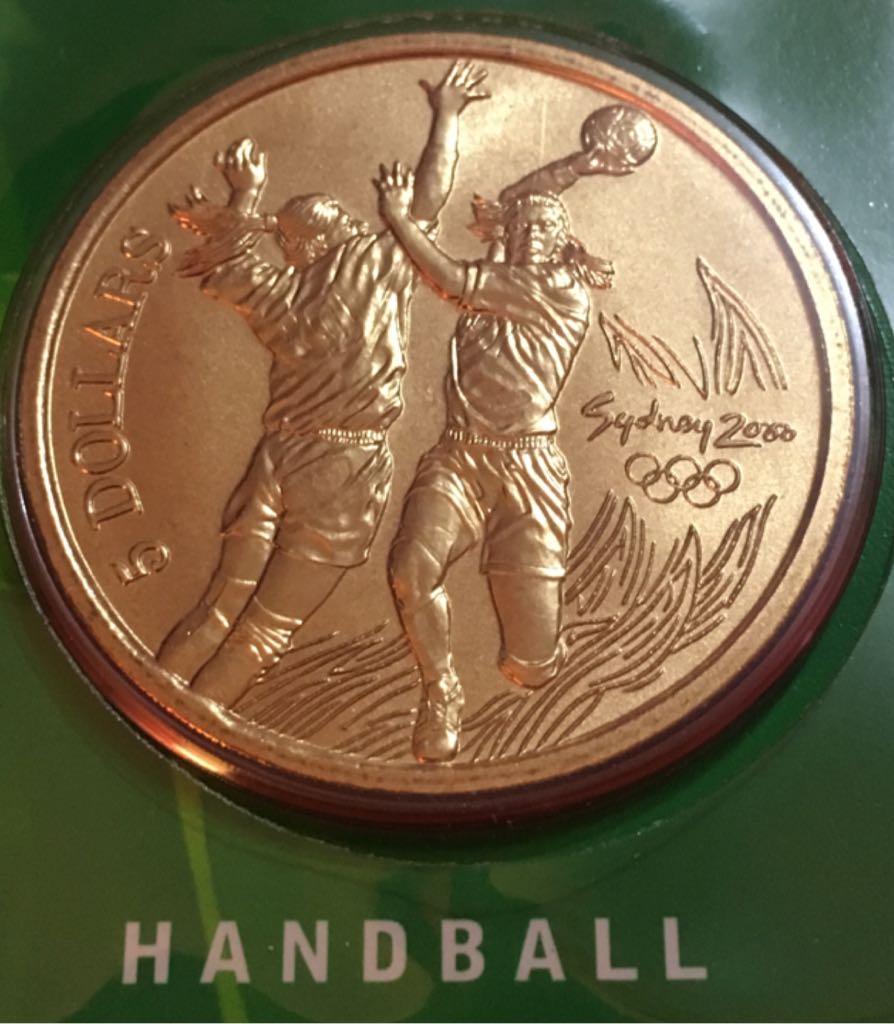 5 Dolares coin collectible - Main Image 1