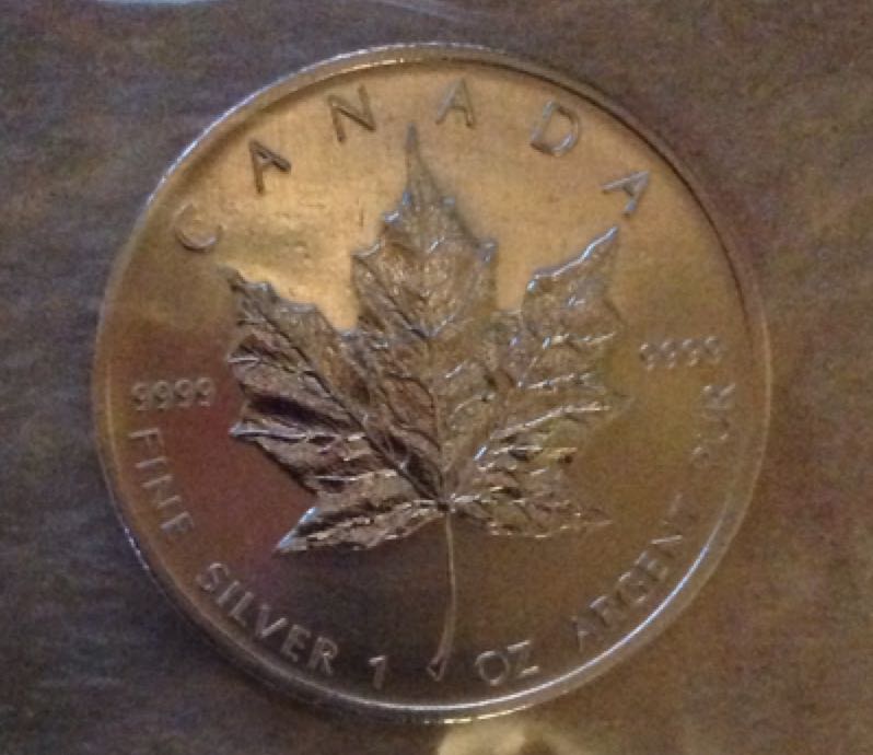 Canadian Silver Maple Leaf  coin collectible - Main Image 2