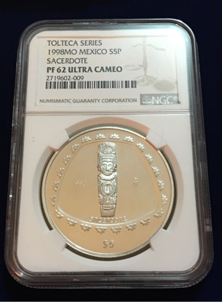 Canadian Silver Maple Leaf