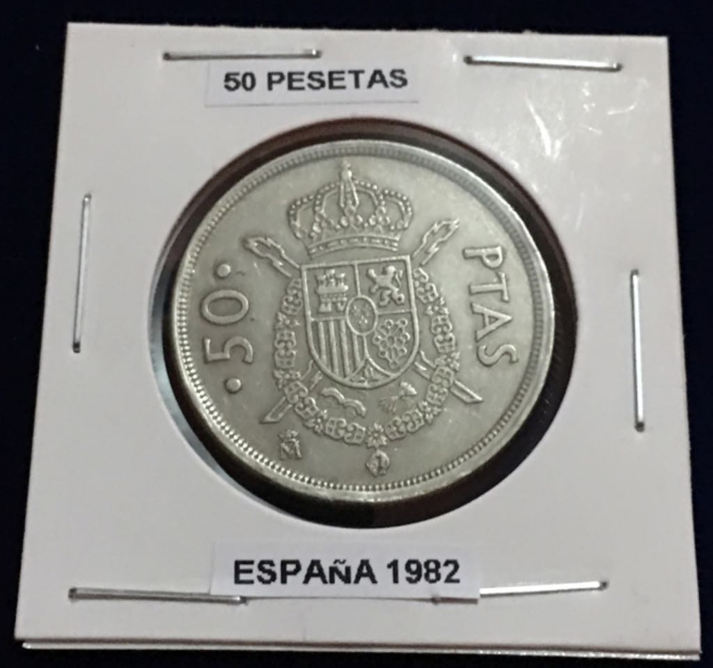 Canadian Silver Maple Leaf