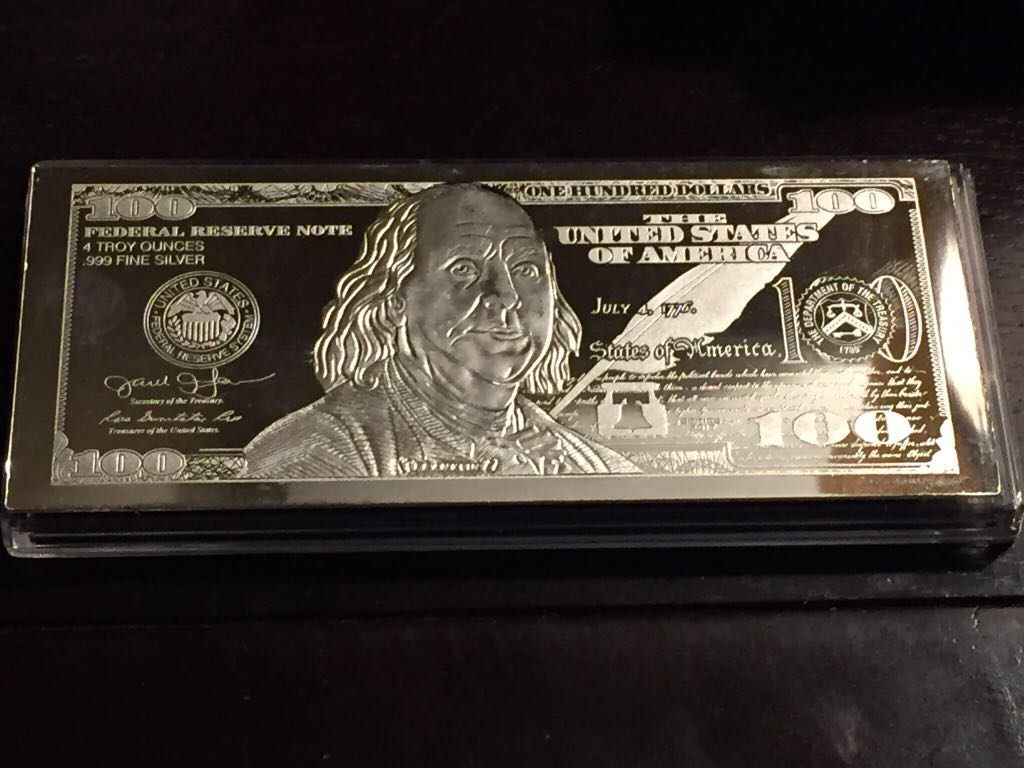 Elizabeth II: New Pound Coin 