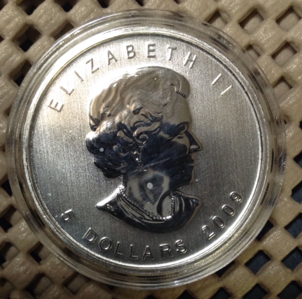 Canadian Silver Maple Leaf with London’s Tower Bridge Privy   coin collectible - Main Image 2