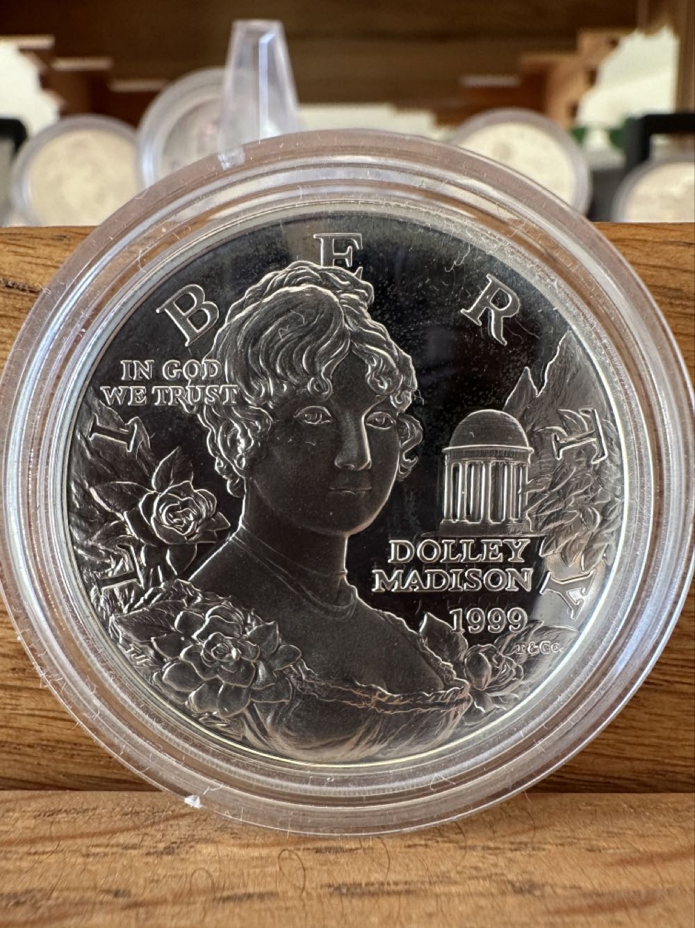 Proof Coin  coin collectible - Main Image 3