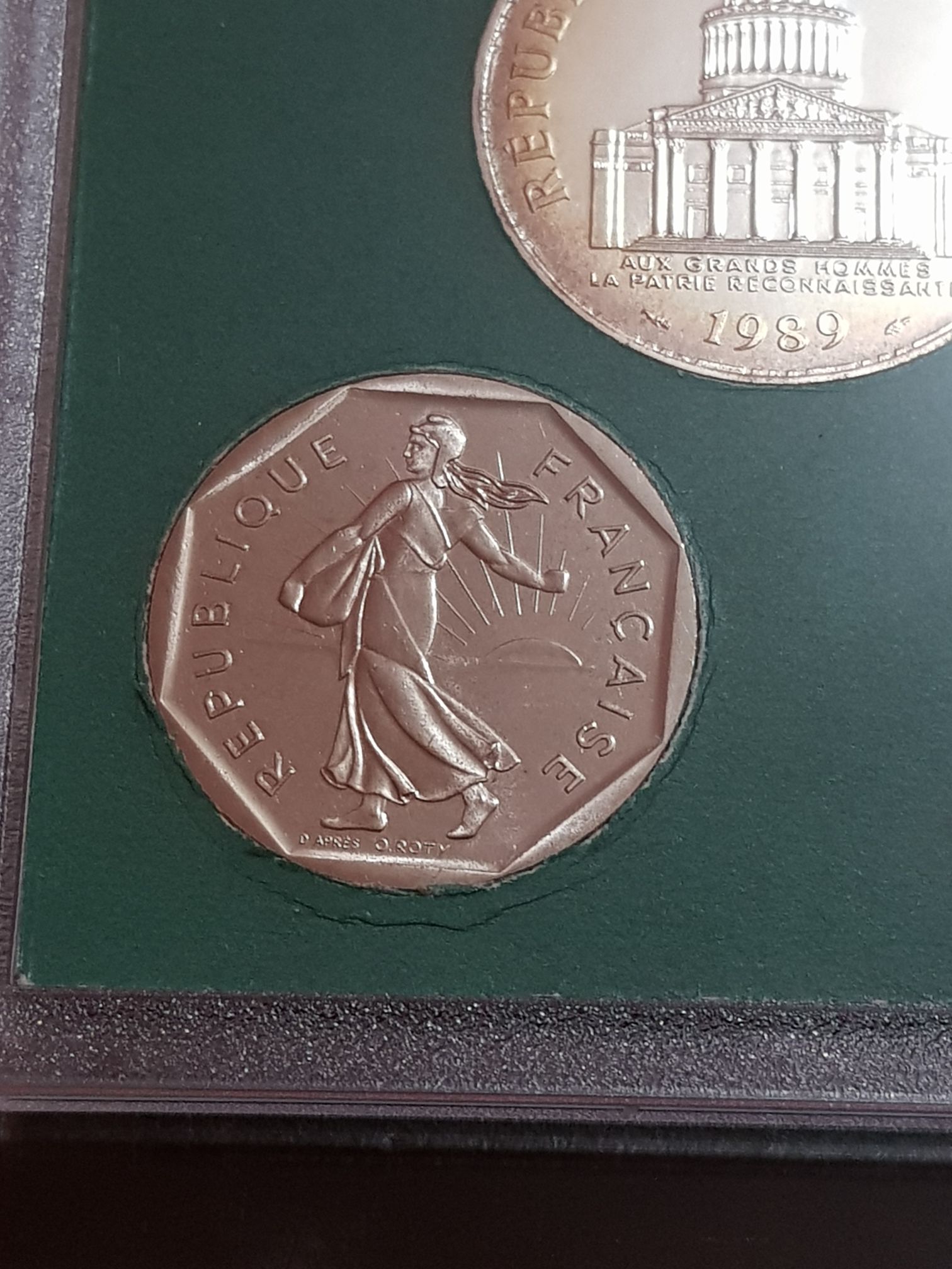 2 Francos  coin collectible - Main Image 2