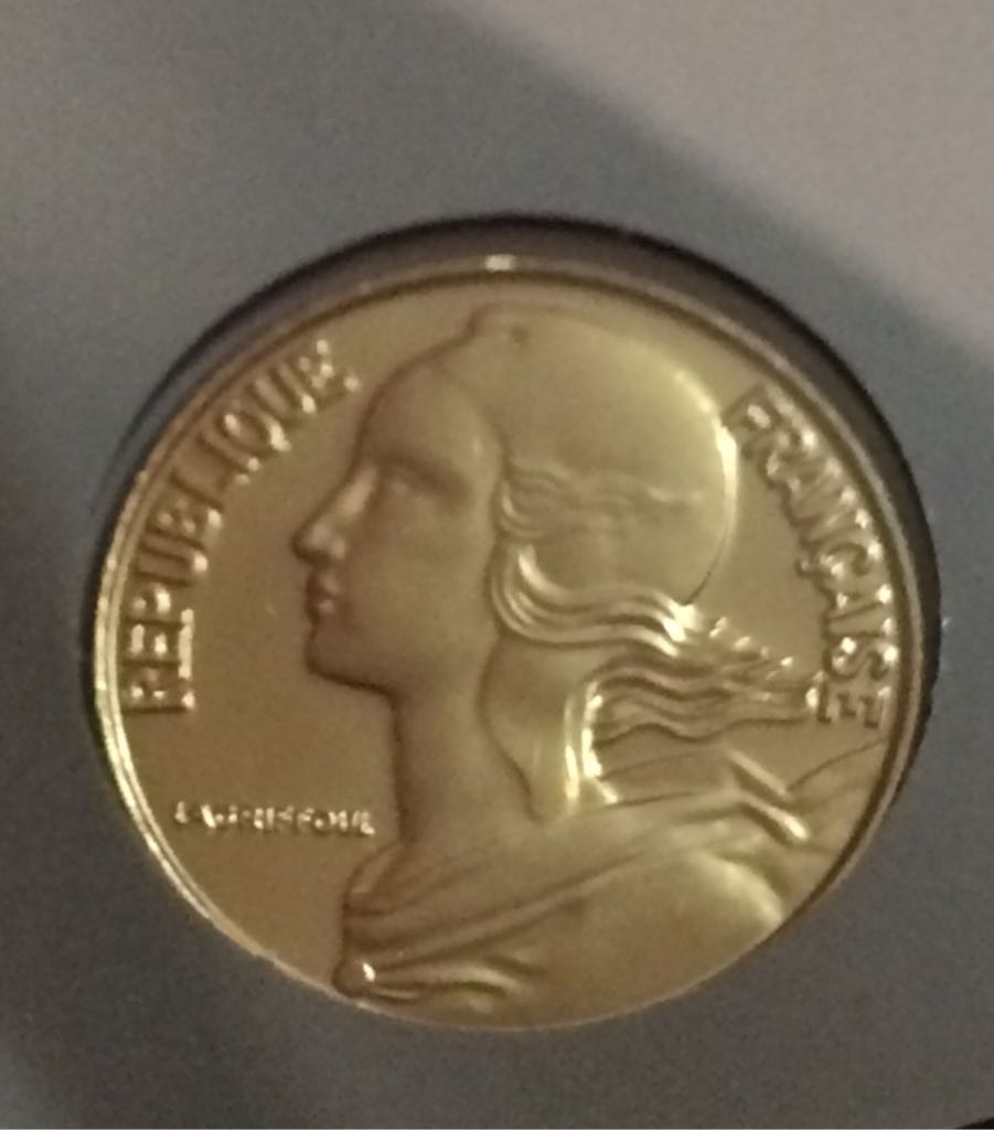 .2 Centimos  coin collectible - Main Image 2