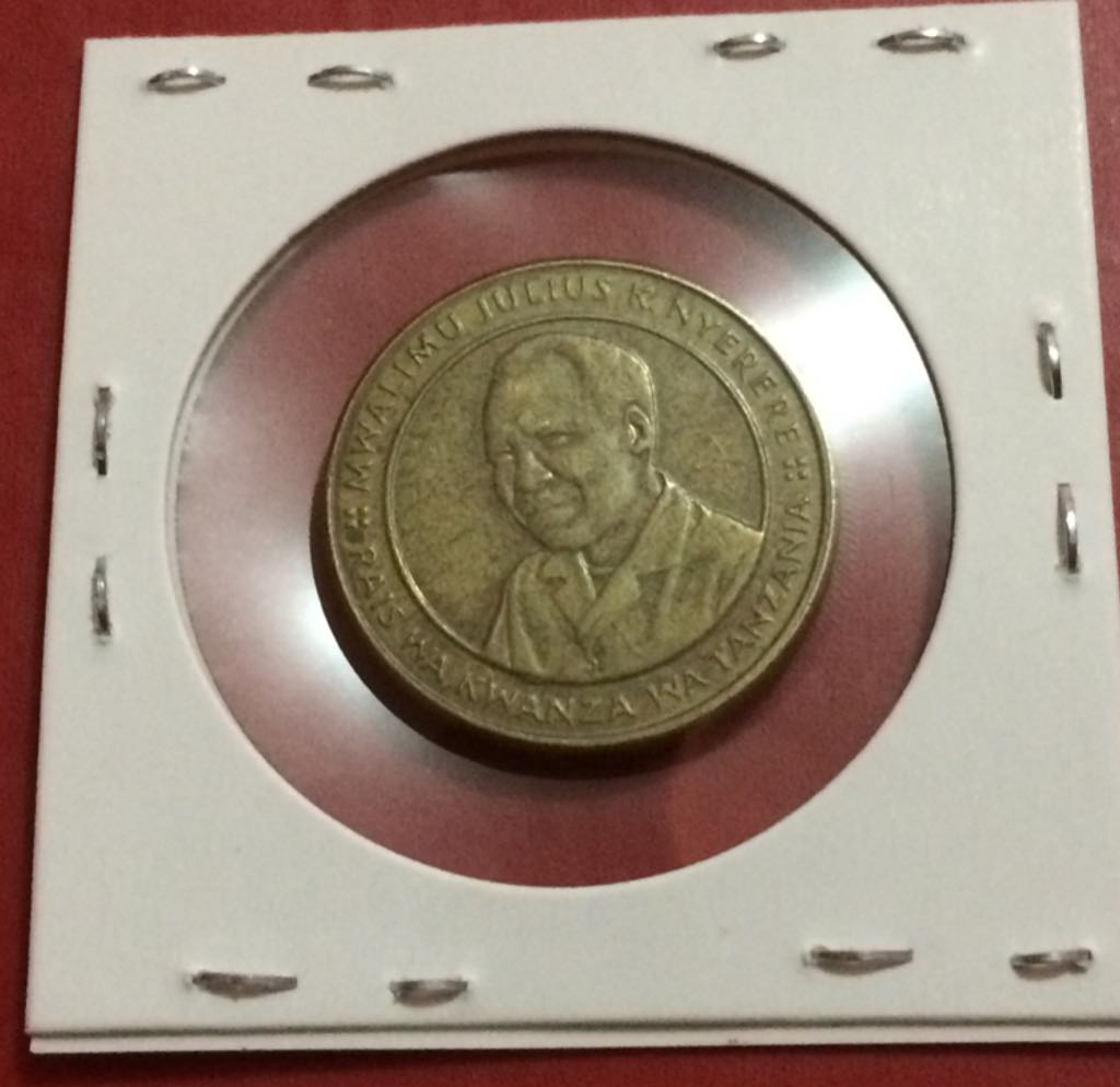 100 Shilingi  coin collectible - Main Image 2