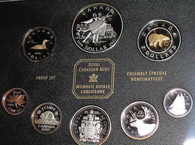 Book - Canadian Silver 10 Cent Coin