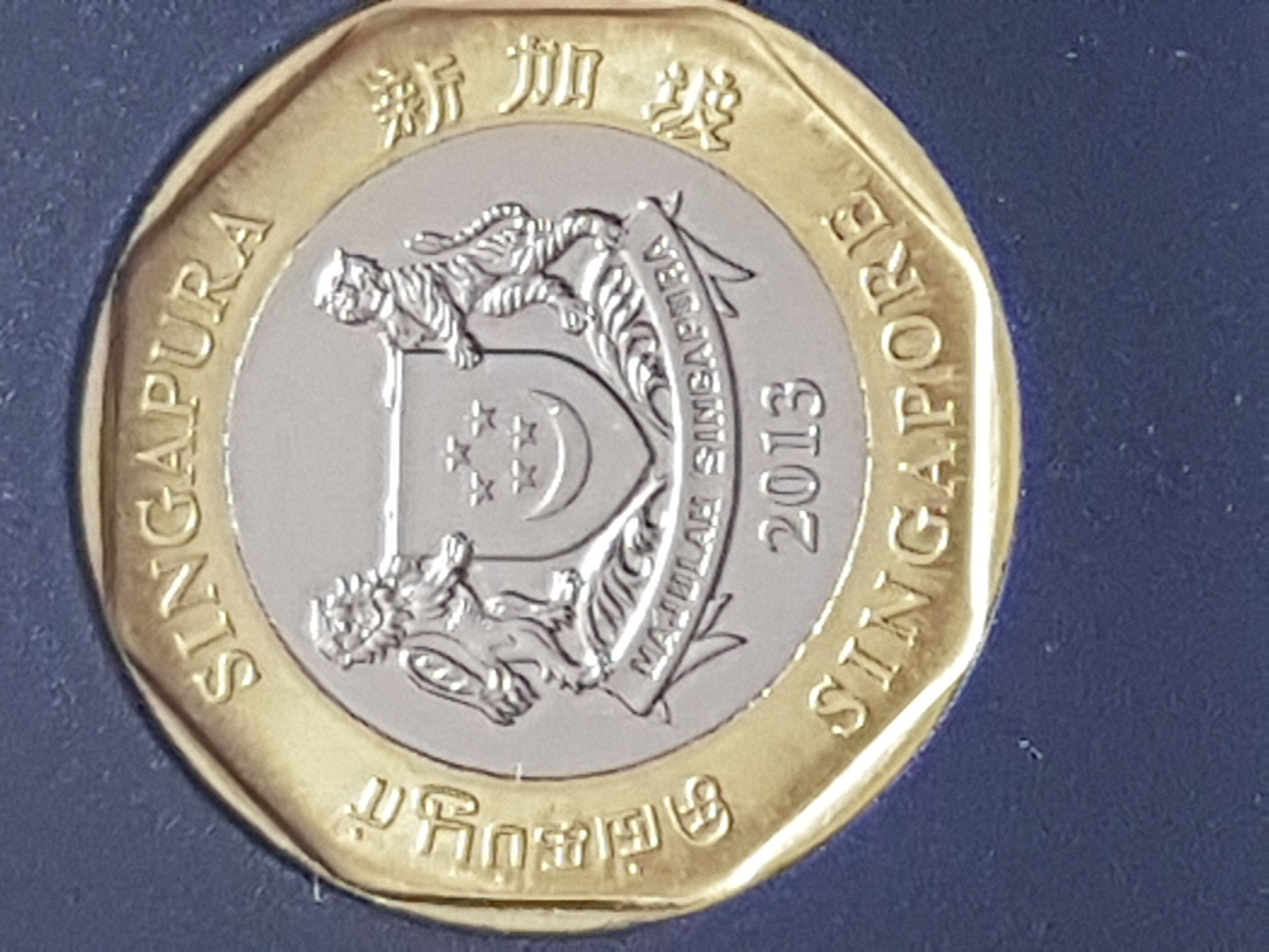 1 Dólar  coin collectible - Main Image 2
