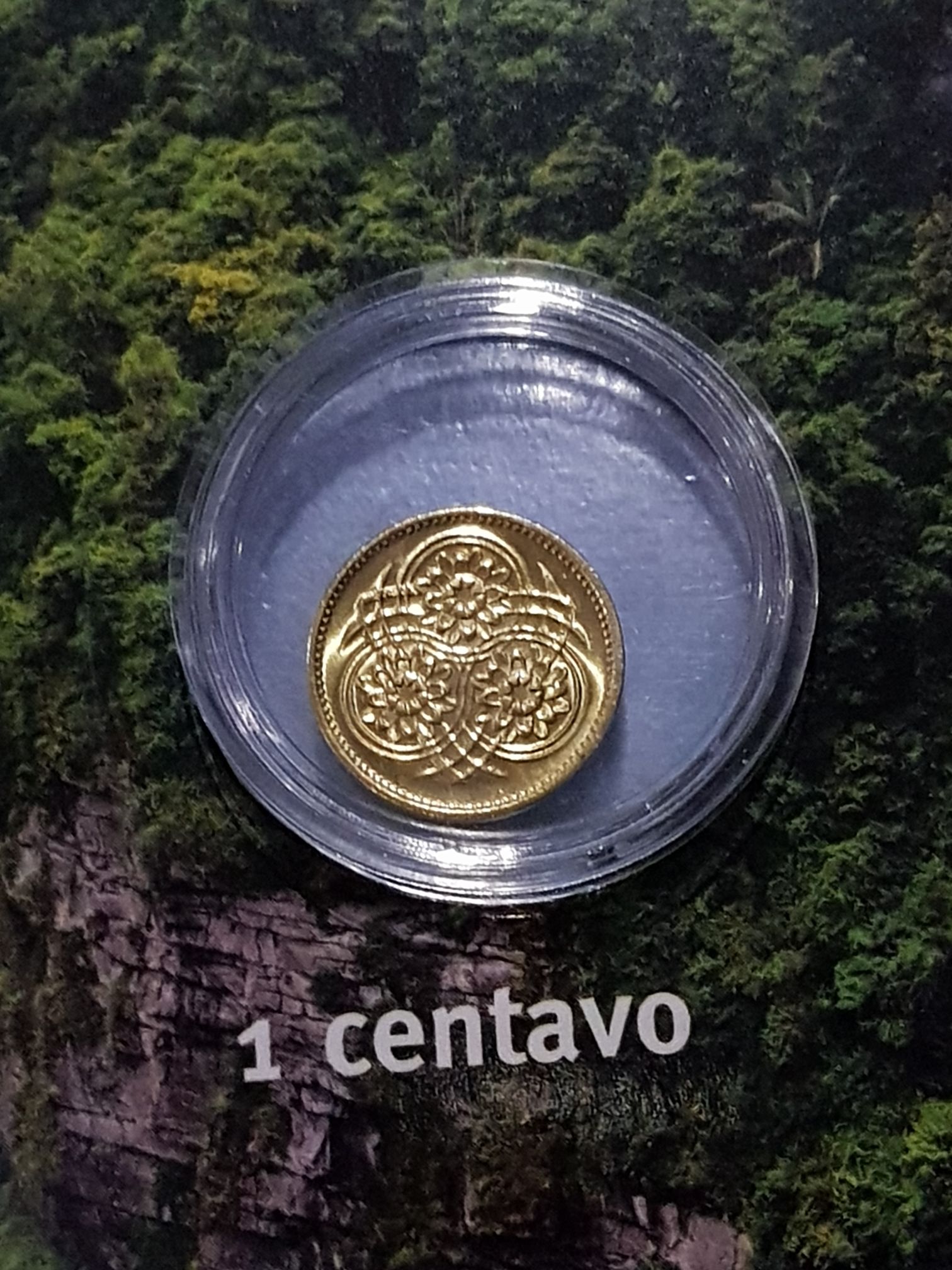 .01 Centavo  coin collectible - Main Image 2