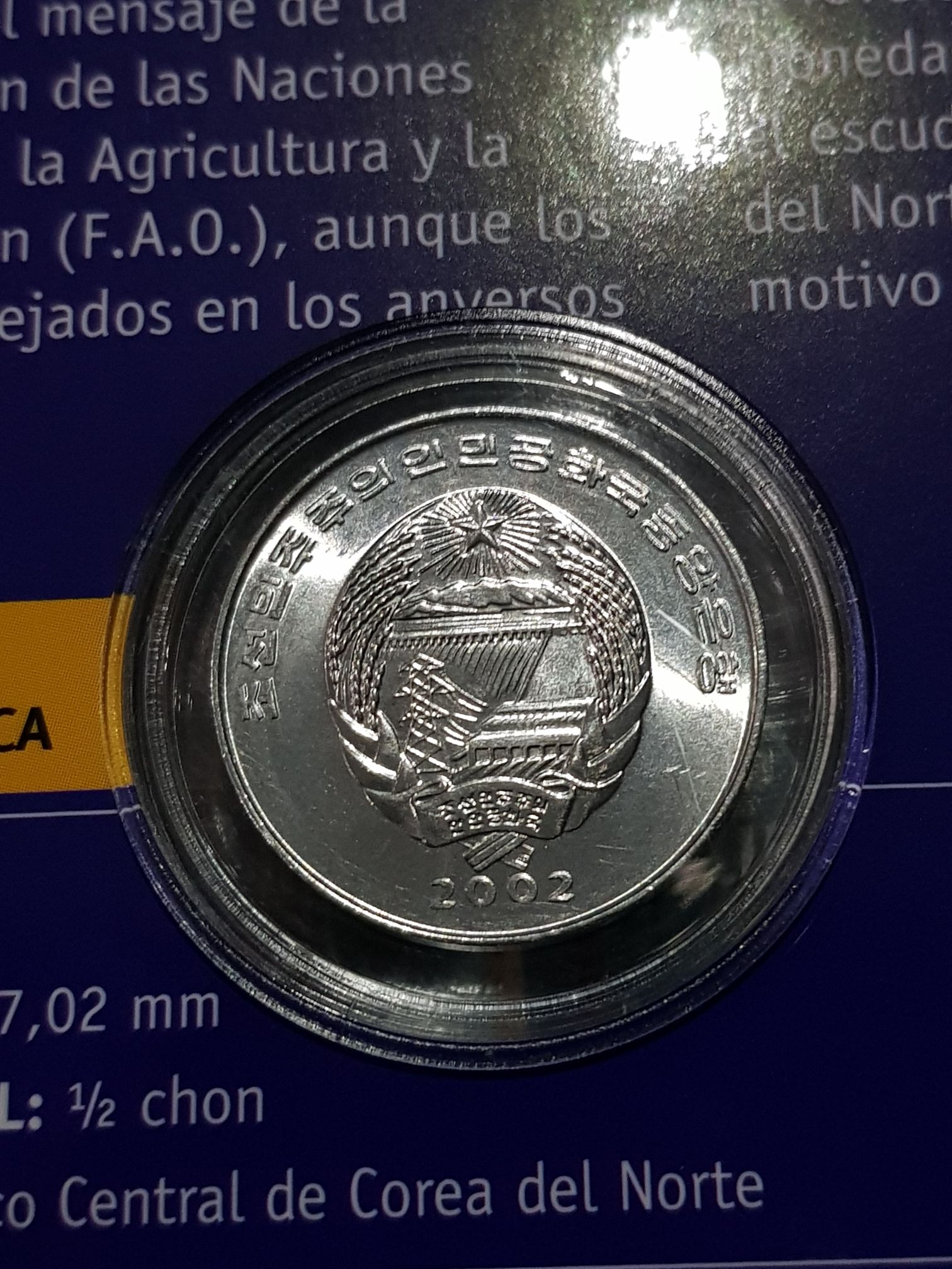 1/2 Chon  coin collectible - Main Image 2