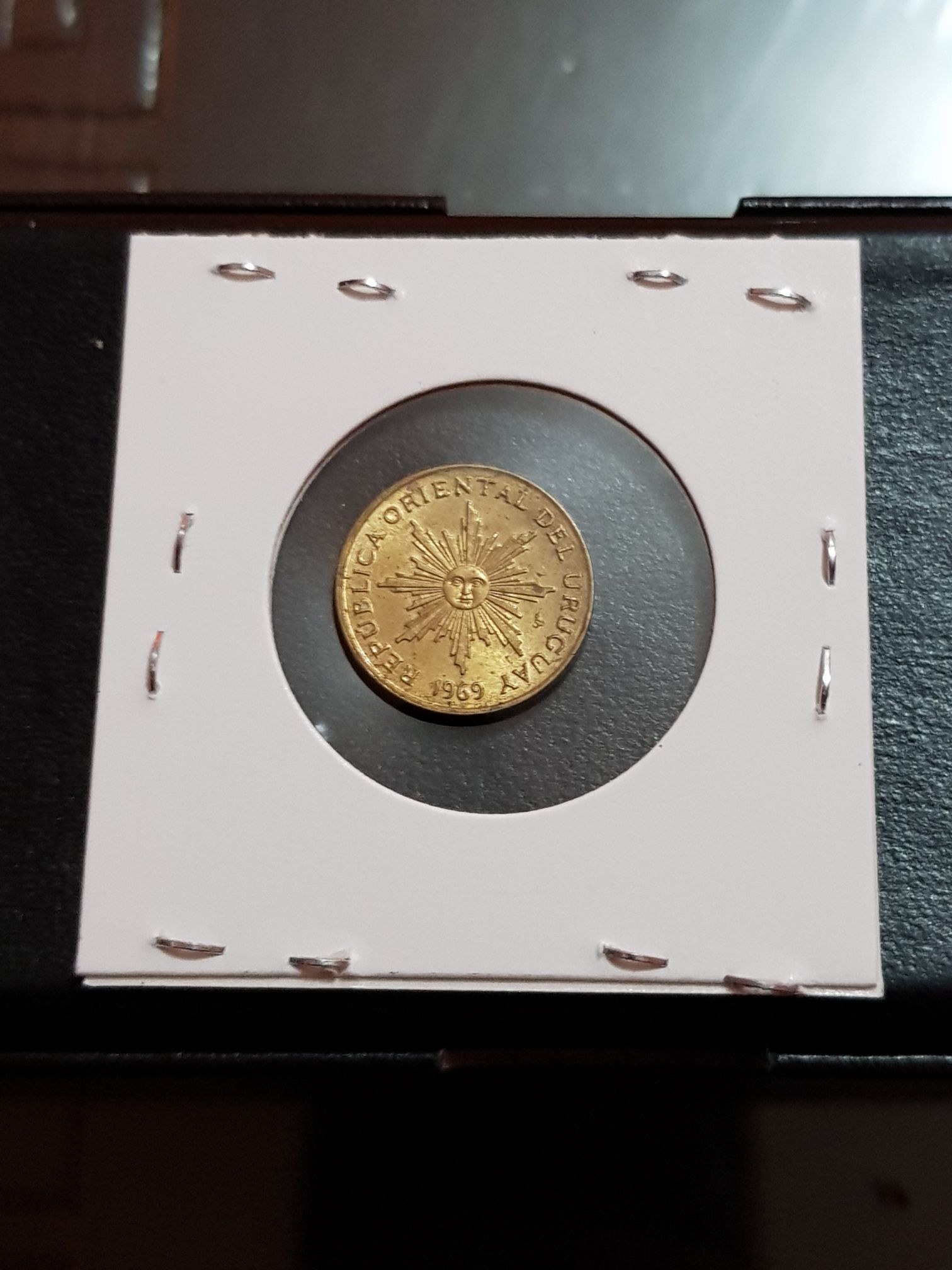 1 Peso  coin collectible - Main Image 2