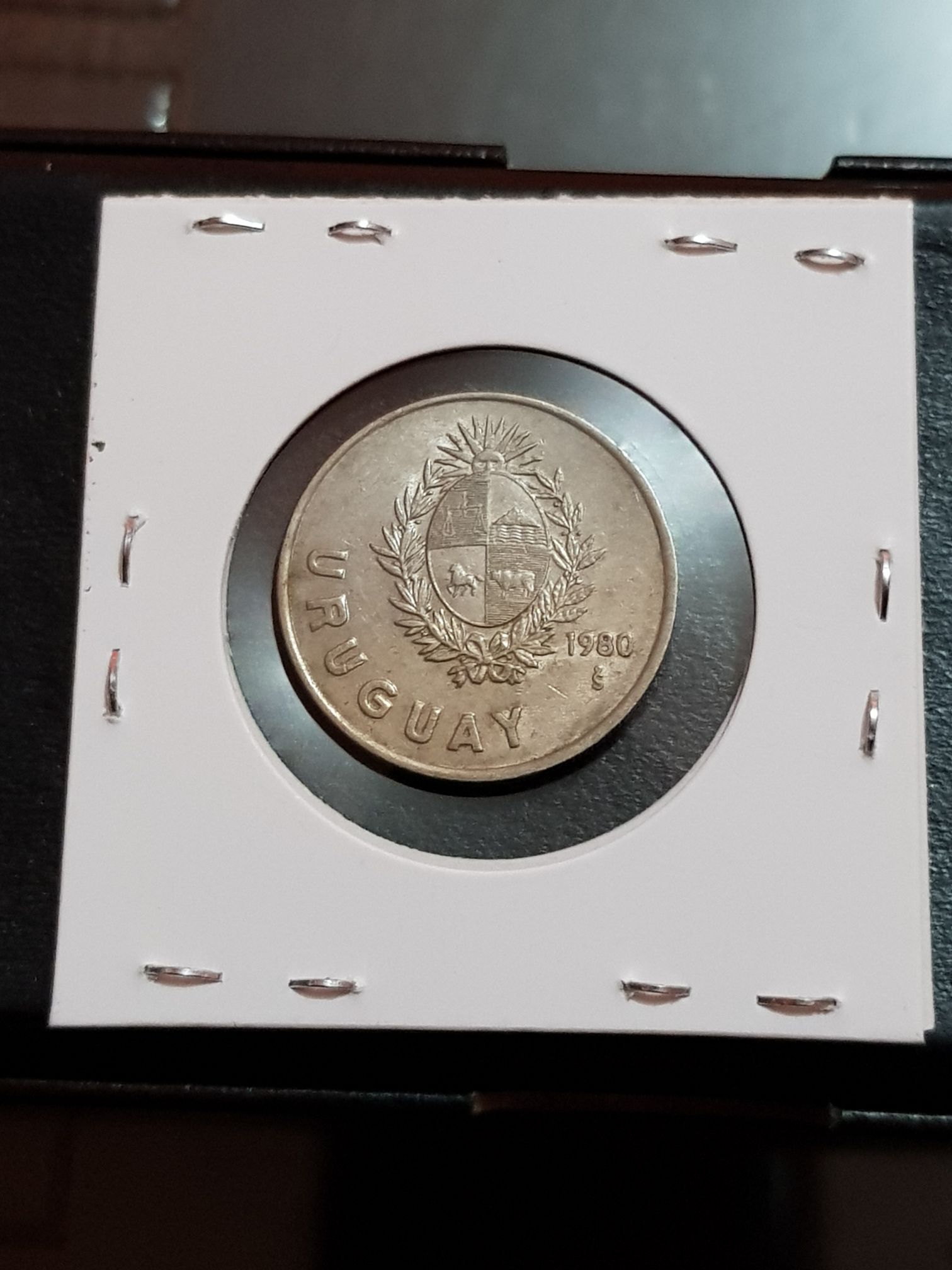 1 Peso  coin collectible - Main Image 2