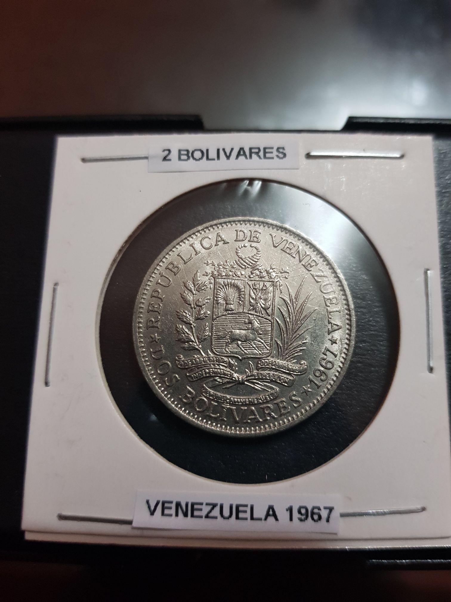 2 Bolívares  coin collectible - Main Image 1