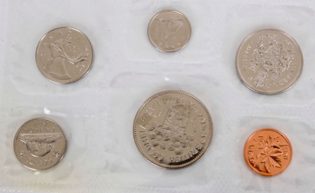 Book - Canadian Silver 5 Cent Coin