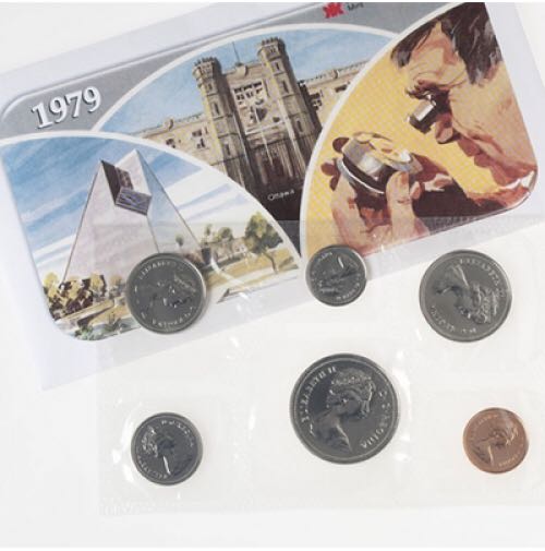 Canadian Collectors Sets - Uncirculated  coin collectible - Main Image 2