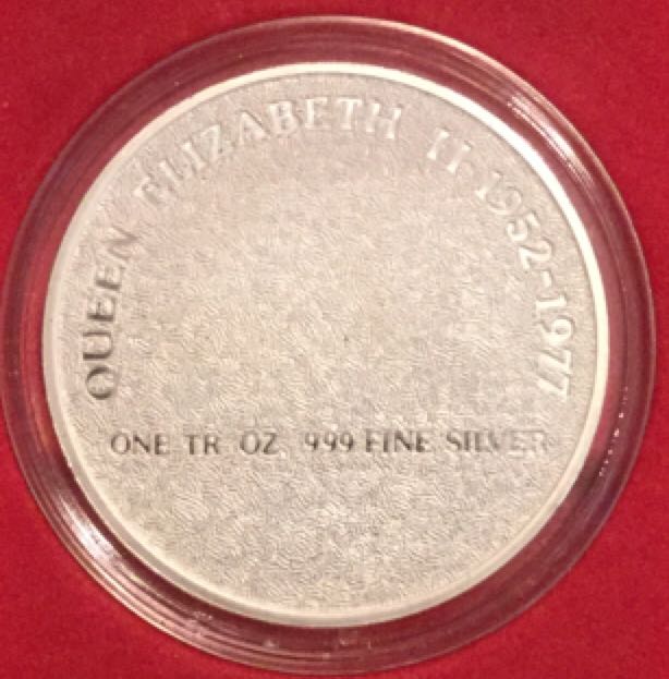 The Queen’s Silver Jubilee 1 Ounce Silver Medallion - Hamilton Mint  coin collectible - Main Image 2