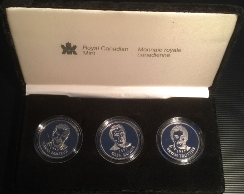 Hocket Hall Of Fame - 1997 Inductee Medallion Collection  coin collectible - Main Image 2