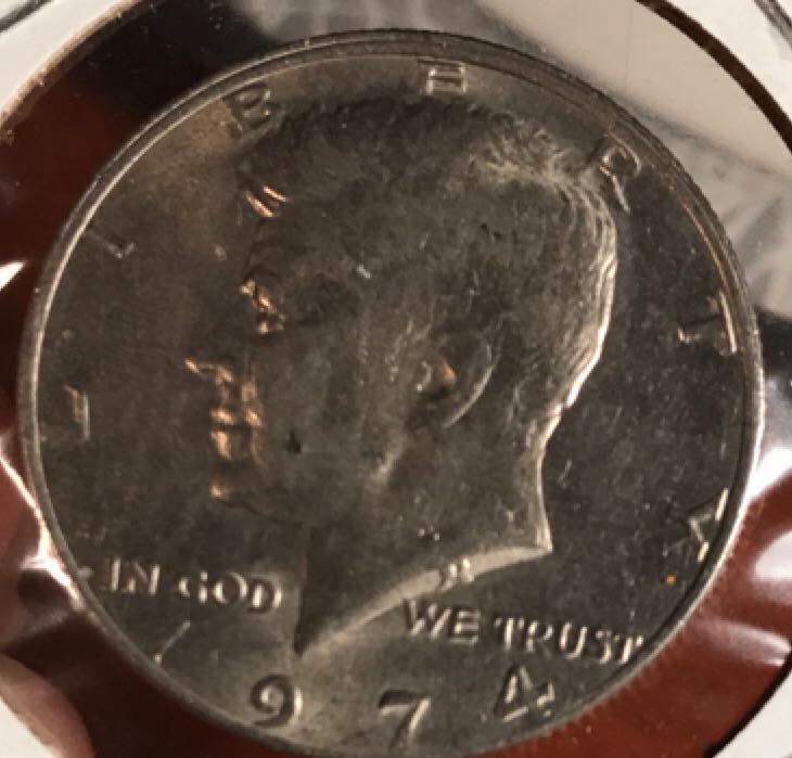 Canadian Silver 10 Cent Coin 1952