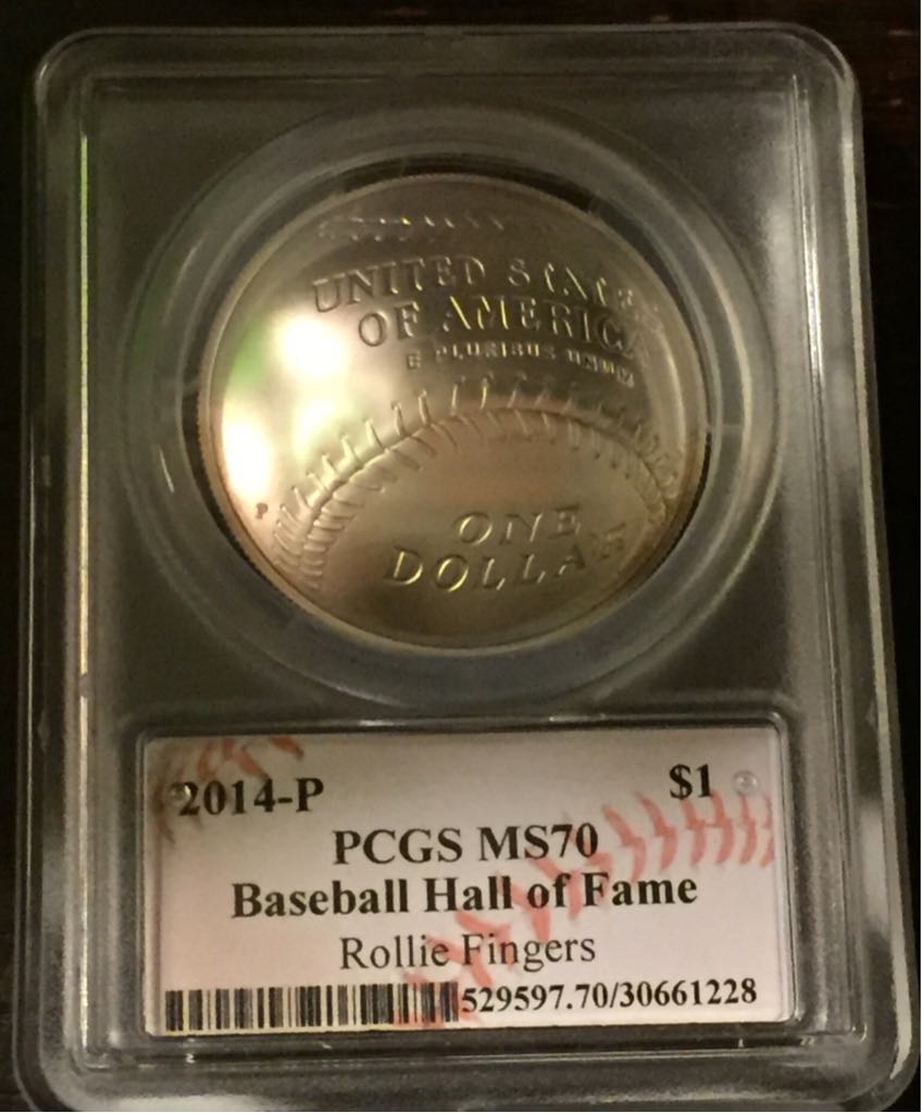 2014 P Rollie Fingers  coin collectible - Main Image 2
