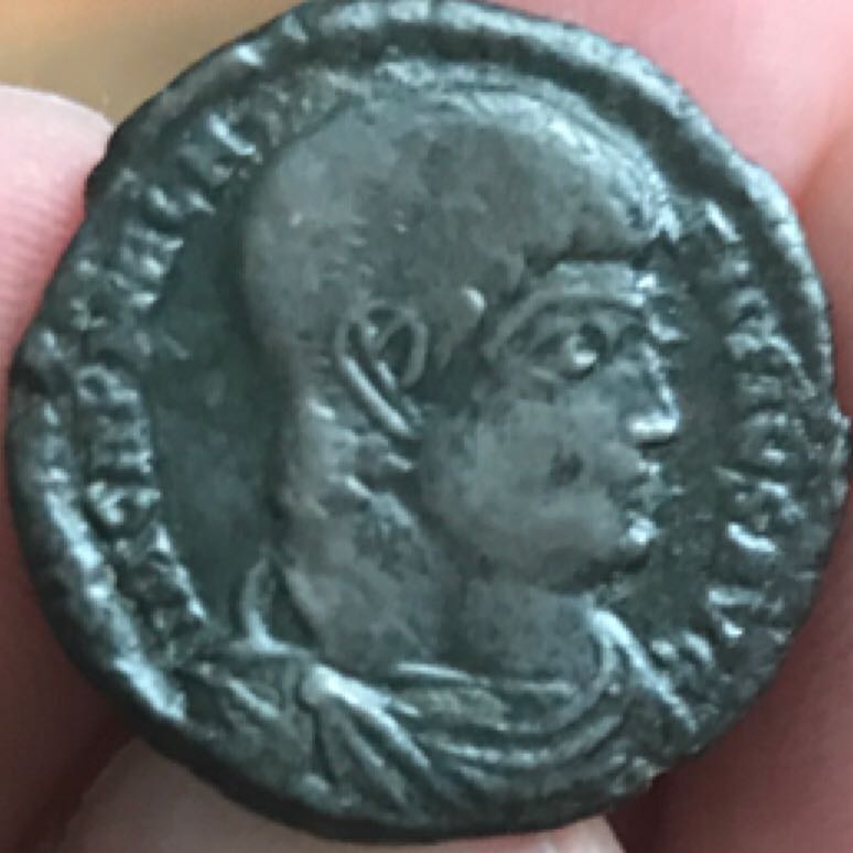 Magnentius Centenionalis coin collectible - Main Image 1