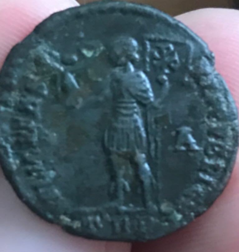 Magnentius Centenionalis coin collectible - Main Image 2