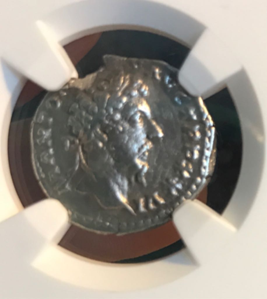 Canadian Silver 10 Cent Coin 1968