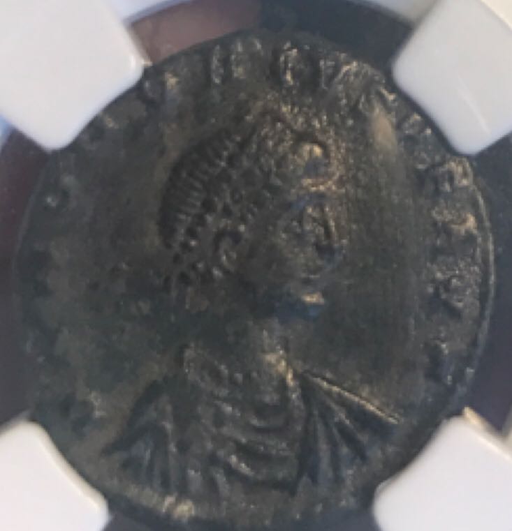 Canadian Silver 10 Cent Coin 1963