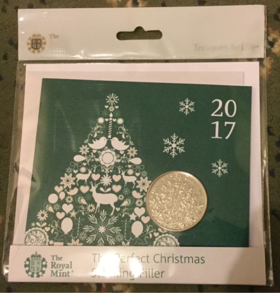 The Christmas Tree 2017 £5 - Brilliant Uncirculated  coin collectible - Main Image 2