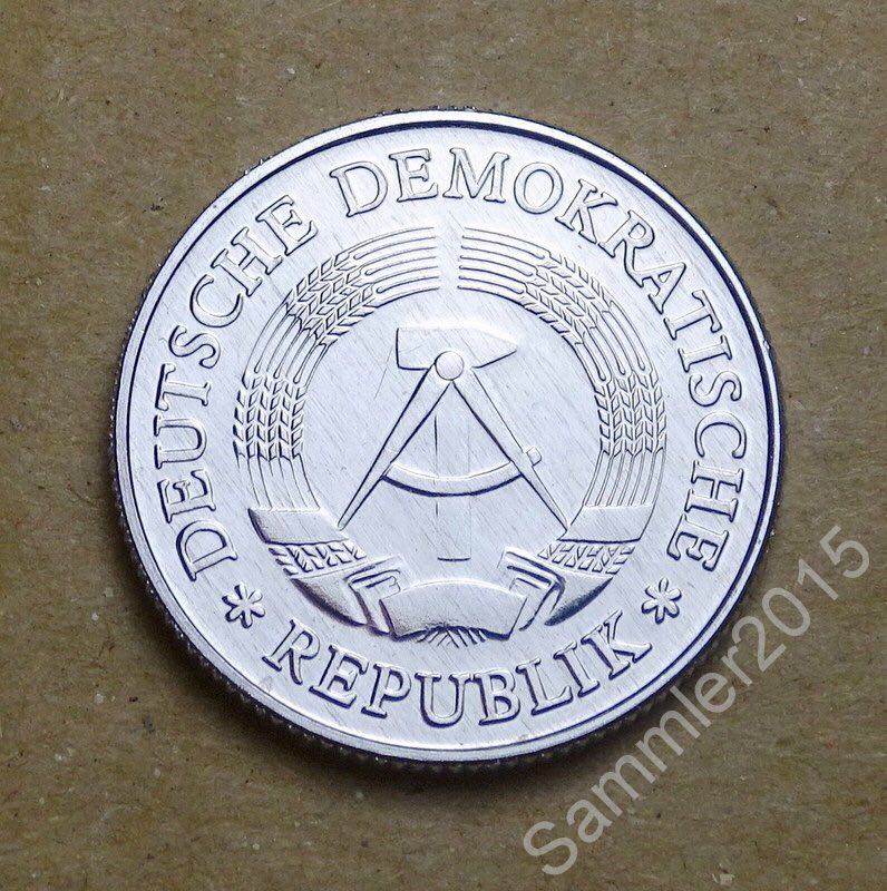 2 марки  coin collectible - Main Image 2