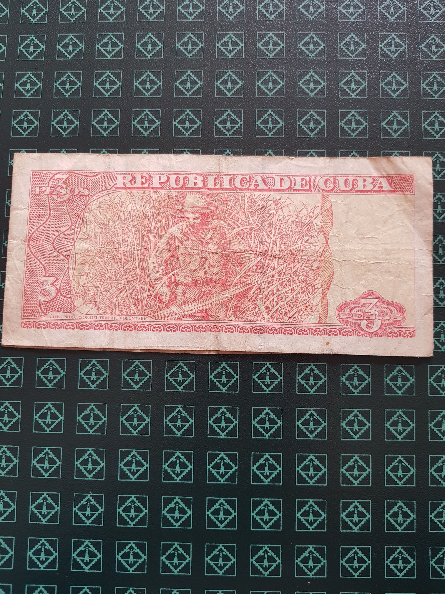 3 Pesos  coin collectible - Main Image 2