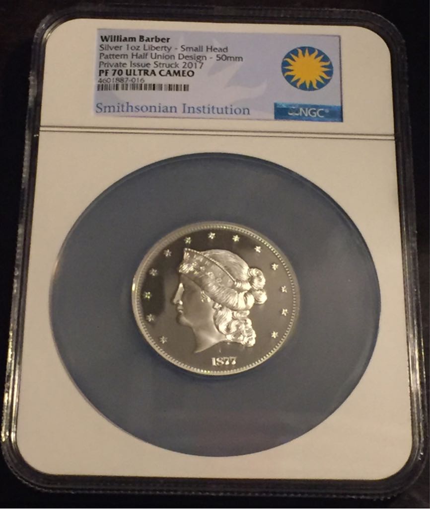 Canadian Silver 10 Cent Coin 1953