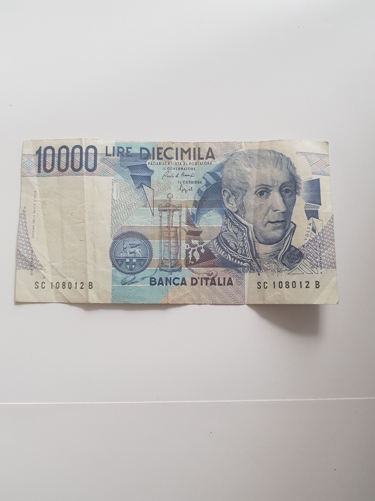 Daw Aung San Suu Kyi Medal