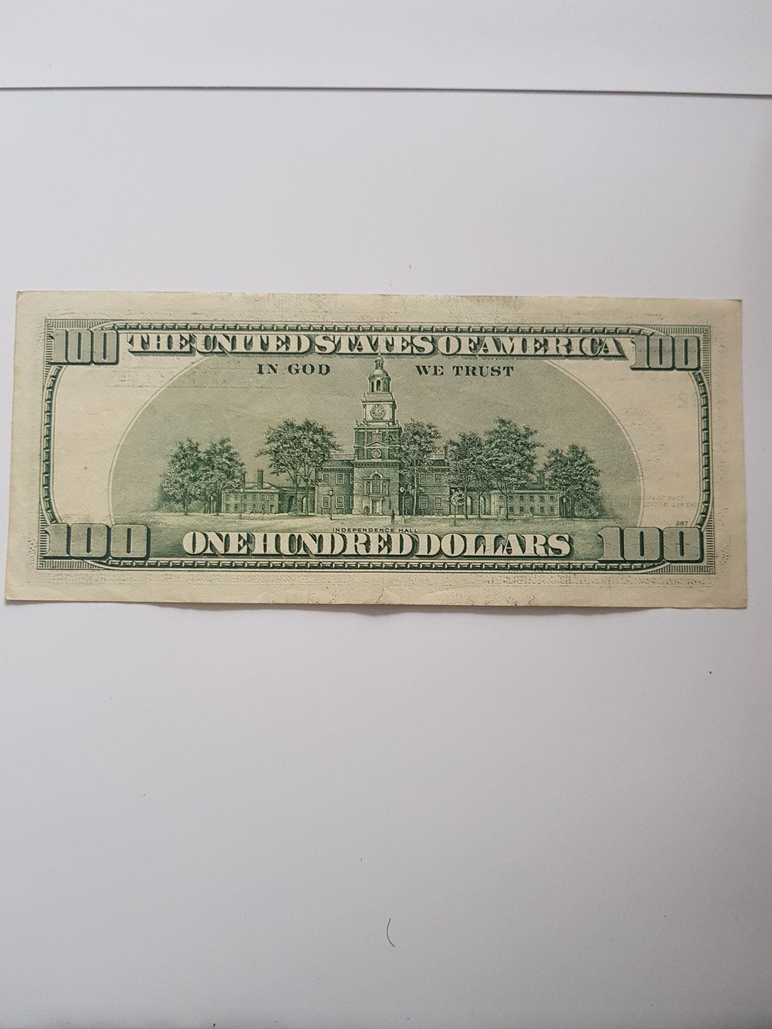 One Hundred Dollars  coin collectible - Main Image 2