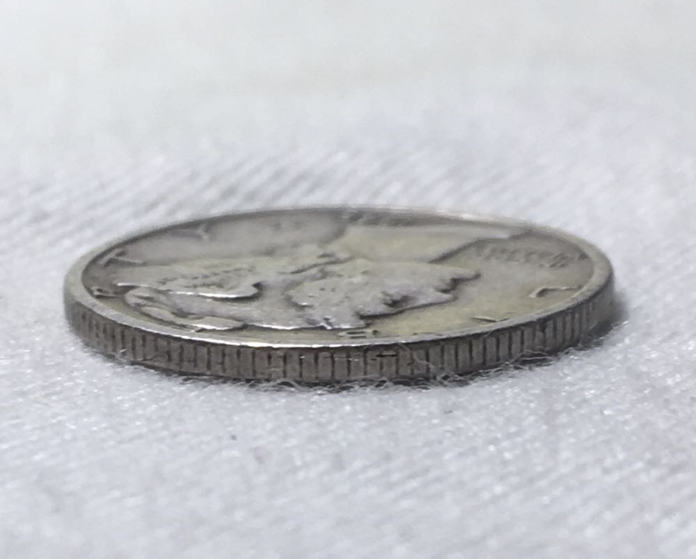 Mercury Dime 1935.D  coin collectible - Main Image 3