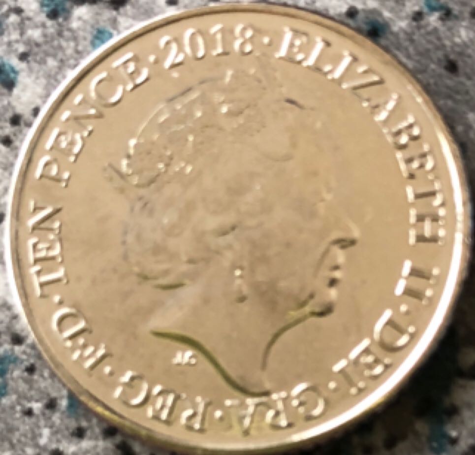 2018 10p King Arthur  coin collectible - Main Image 2