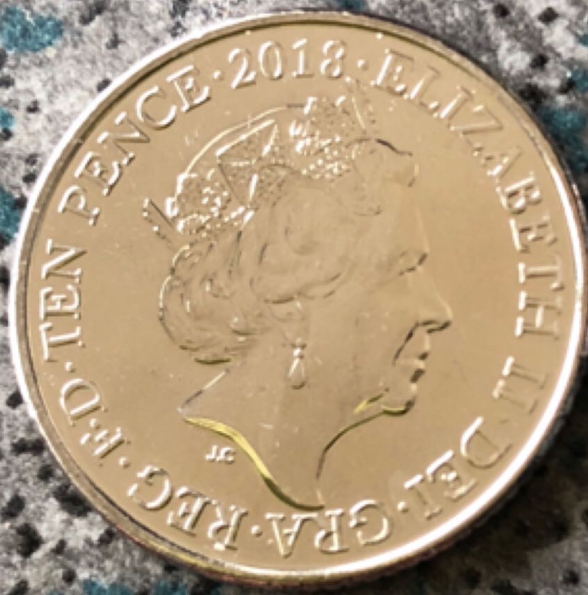 2018 10p Queuing  coin collectible - Main Image 2