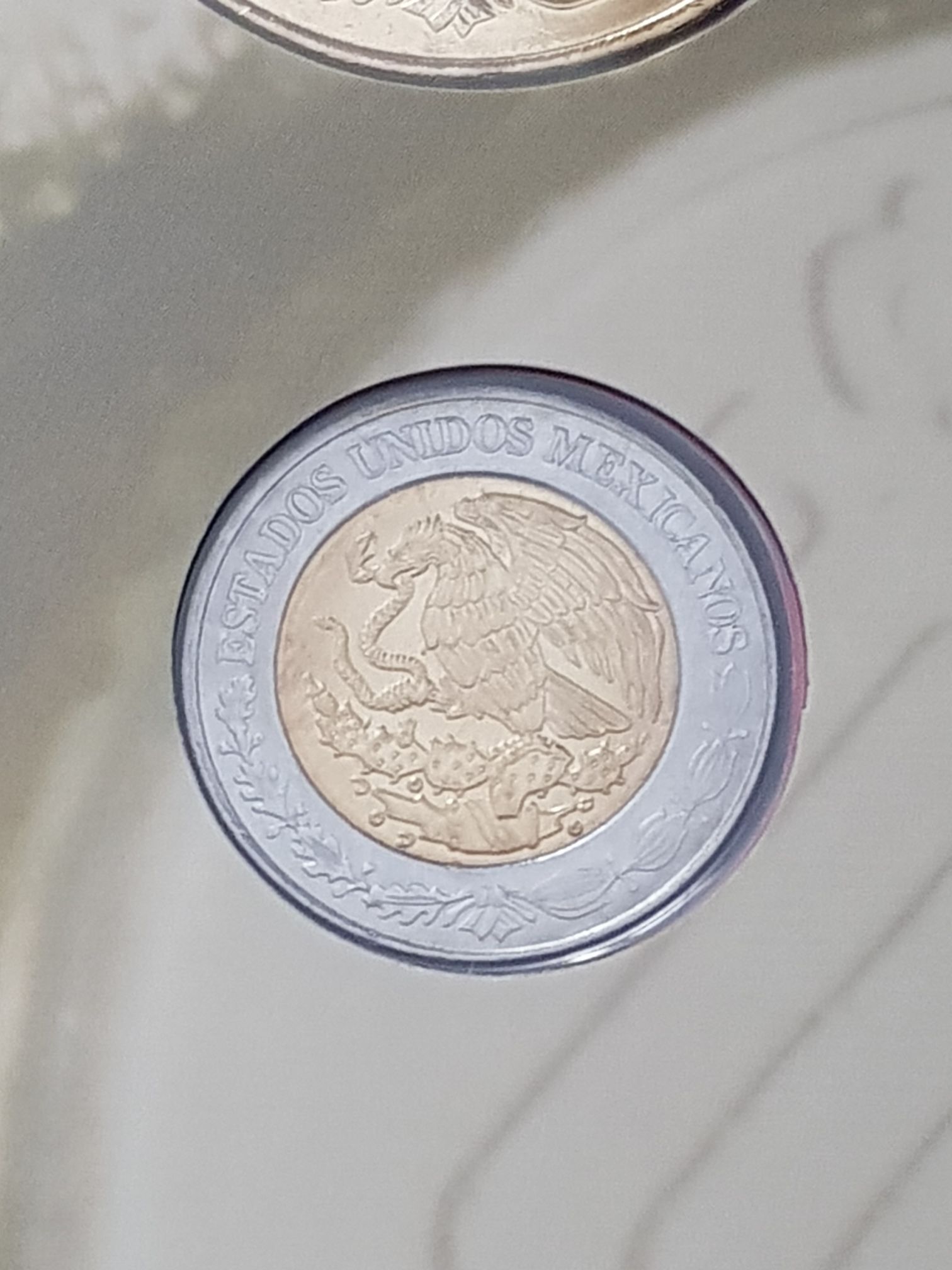 1 Peso  coin collectible - Main Image 2
