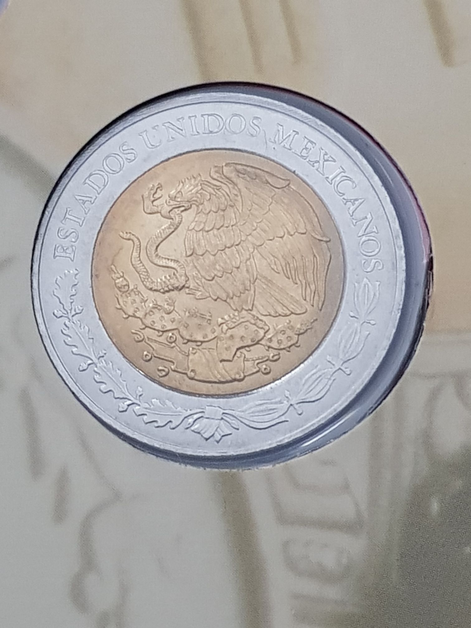 5 Pesos  coin collectible - Main Image 2