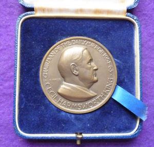 Daily Mirror Diamond Jubilee Medal  coin collectible - Main Image 2