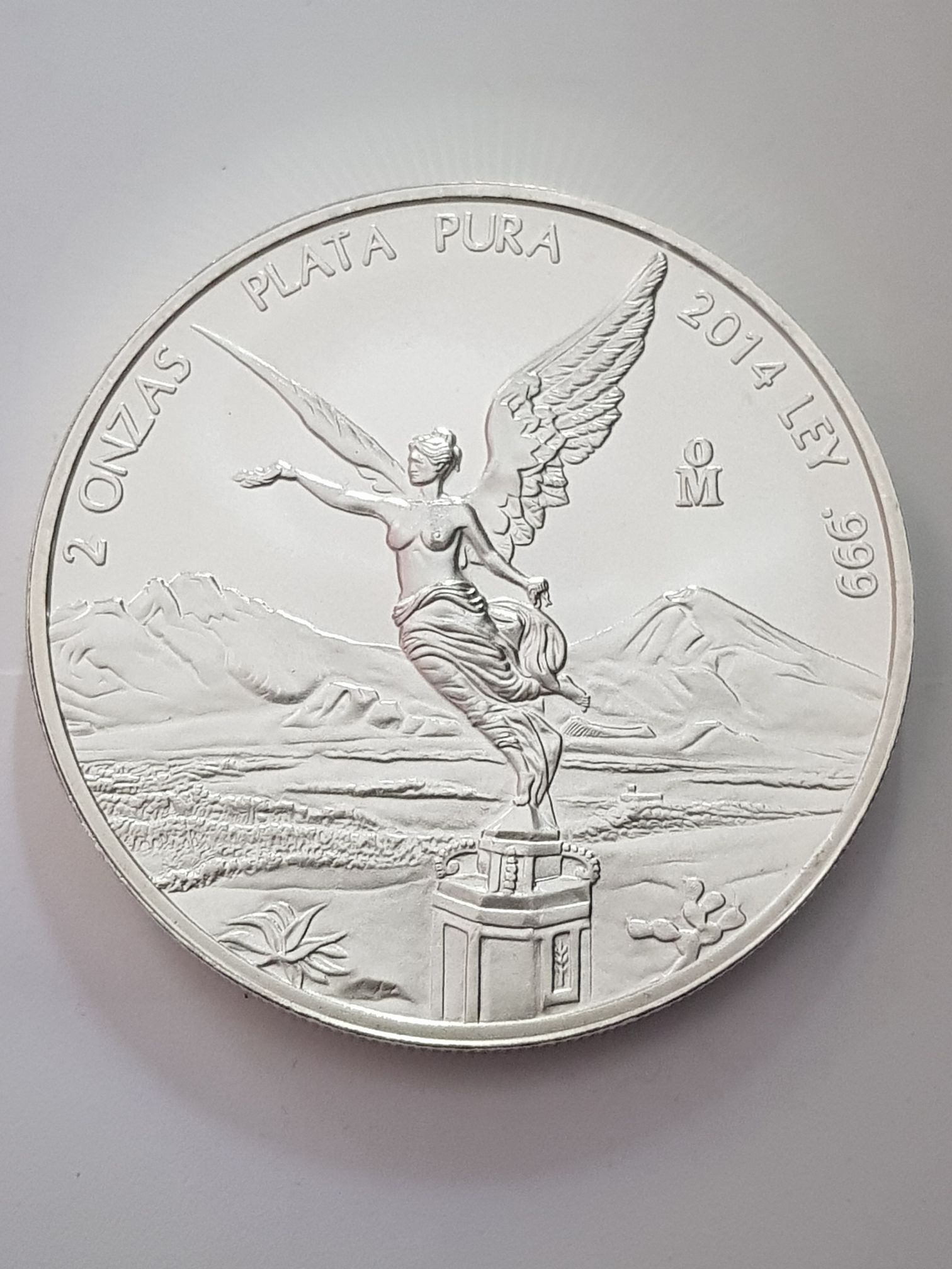 IOM: 2003 2 pound Thorwalds Cross-Slab